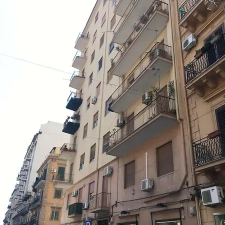 Al Grappolo 140 Pensjonat Palermo